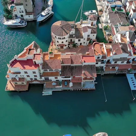 Rustic Chic W Mooring Spot *