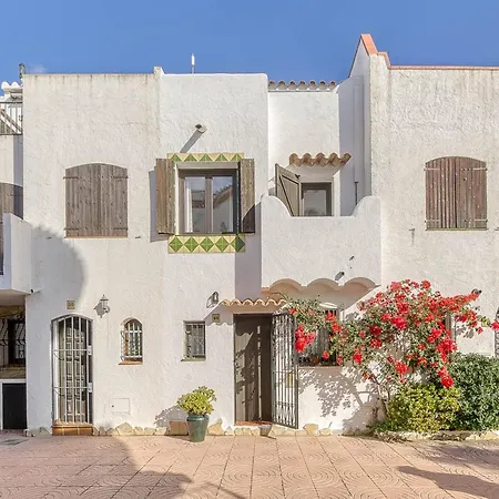 Апартаменты Rustic Chic W Mooring Spot