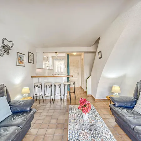 Apartment With Wellness