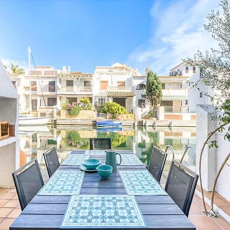 With Wellness Apartment