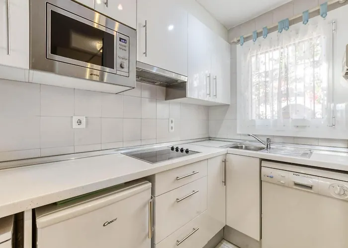 Rustic Chic W Mooring Spot *