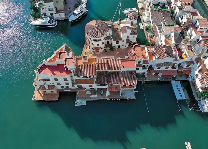 Rustic Chic W Mooring Spot *