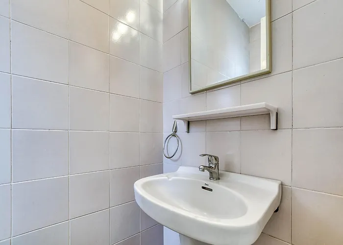 Rustic Chic W Mooring Spot